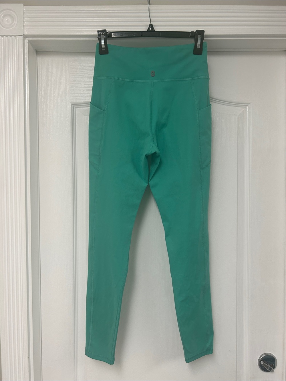 Worn once - FIGS High-Rise Pocket Scrub Leggings - Picture 2 of 5